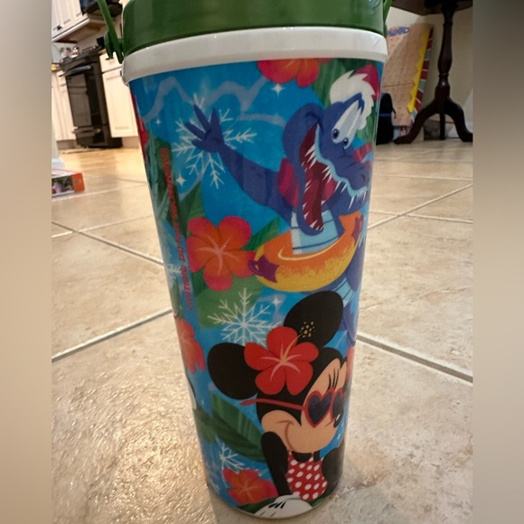 Disney Typhoon Lagoon Reusable Drink Cup Tumbler with straw - Picture 5 of 9